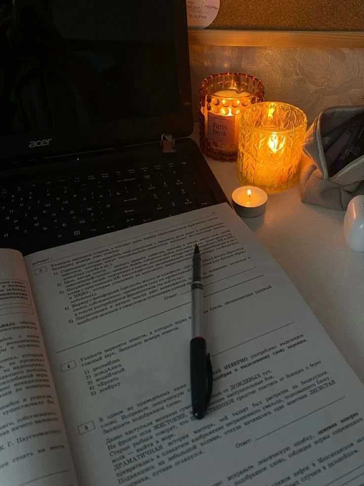📚За многолетнюю практику подготовки одиннадцатиклассников к ЕГЭ встречались разные уче...