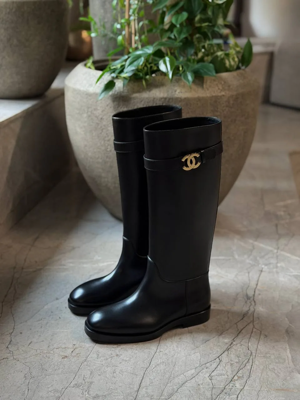 Новые сапоги Chanel, маркировка 39,5С, пыльники в комплекте