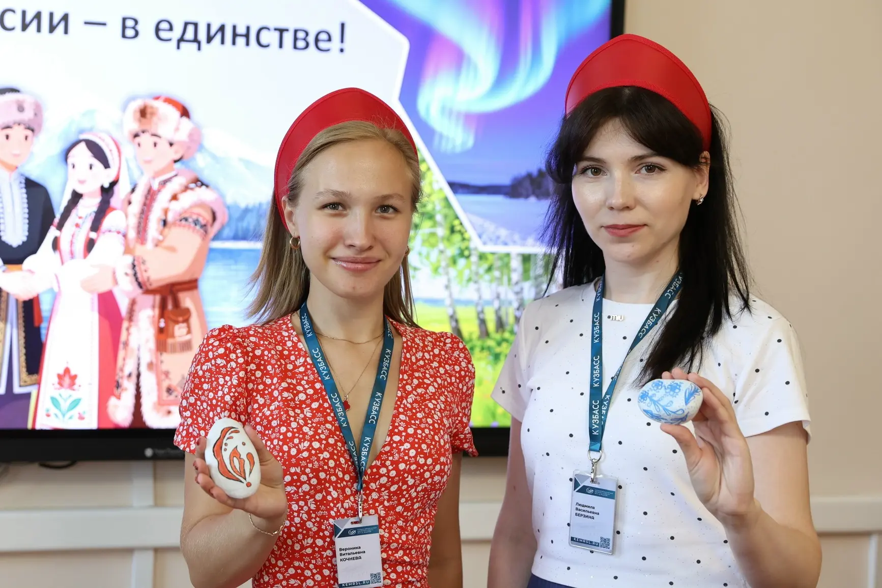 👑 Выбираем лучшую «Книгиню-2026»: в Кузбассе продолжается народное голосование! (12+)