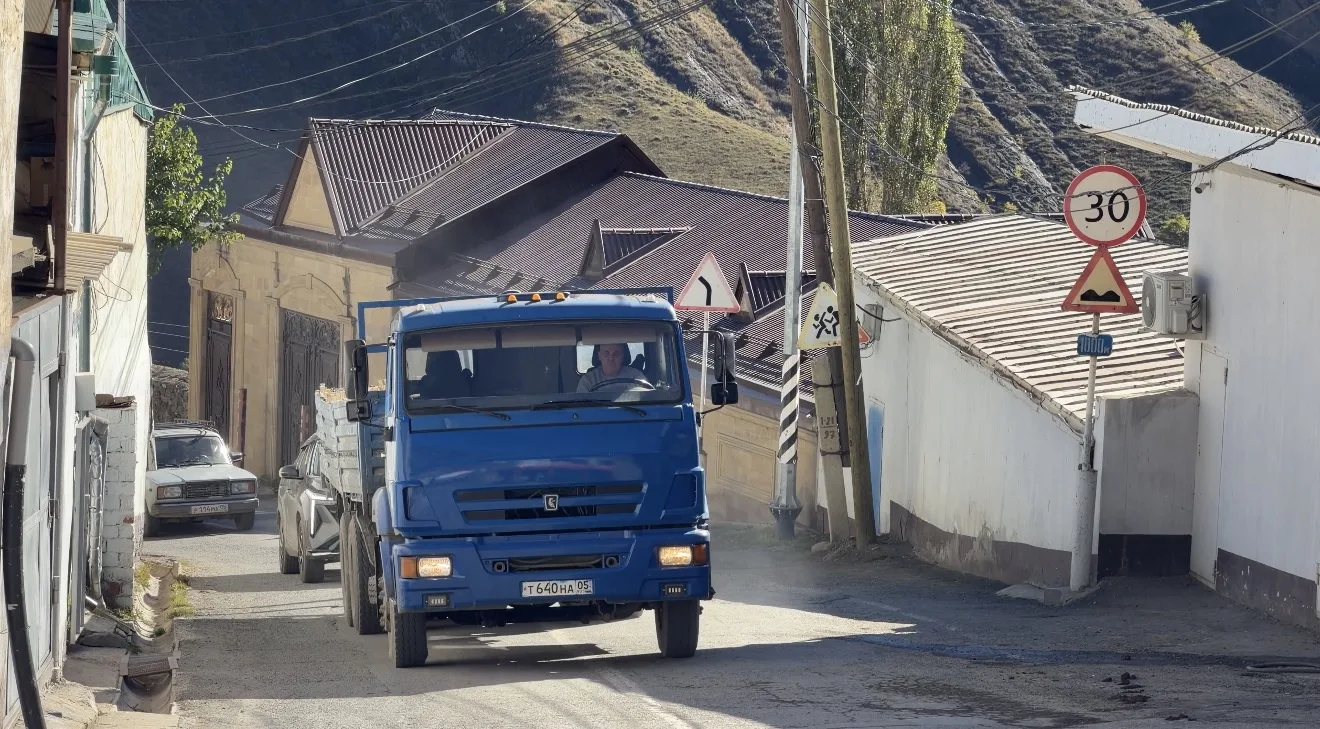 В Чародинский район доставили 20 тонн винограда из Дербента