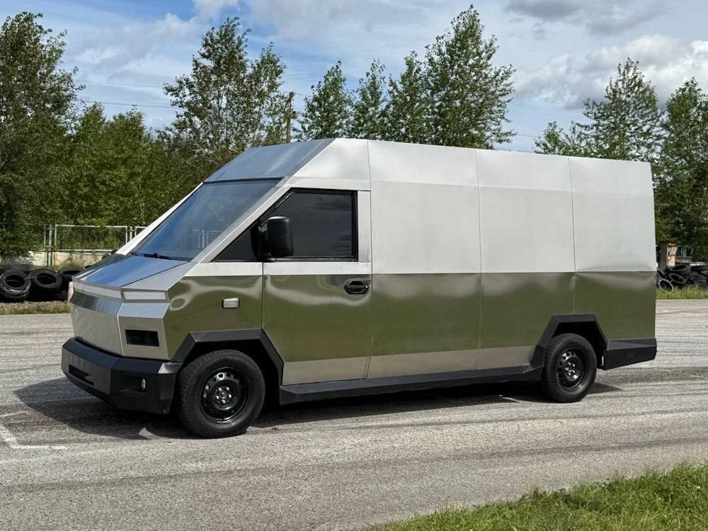 🚐⚡️ Российский ответ Tesla Cybertruck показали в Перми — электрофургон за 6,5 млн рубл...