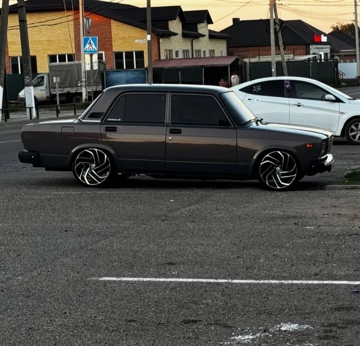 Фото