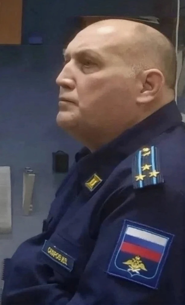⚡️ В Твери военного комиссара заподозрили в помощи в уклонении от службы