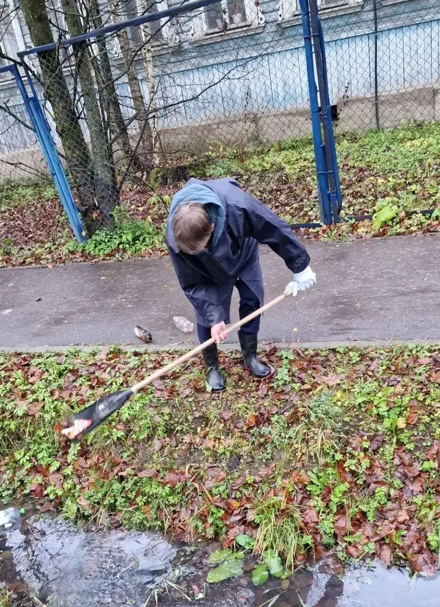 Продолжаем работы по содержанию дорожной сети в округе