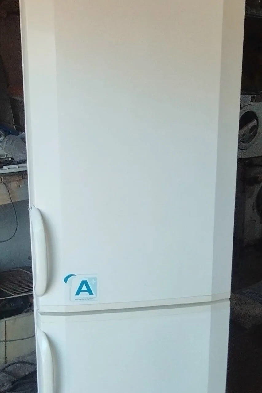 Продам холодильник Ardo, б/у, 180 см, 12000₽