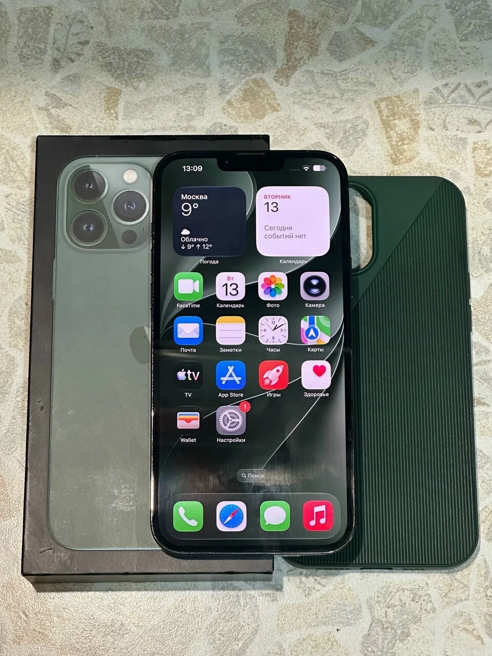 Продам iPhone 13 Pro Max Green 128 ГБ, б/у, 29.990