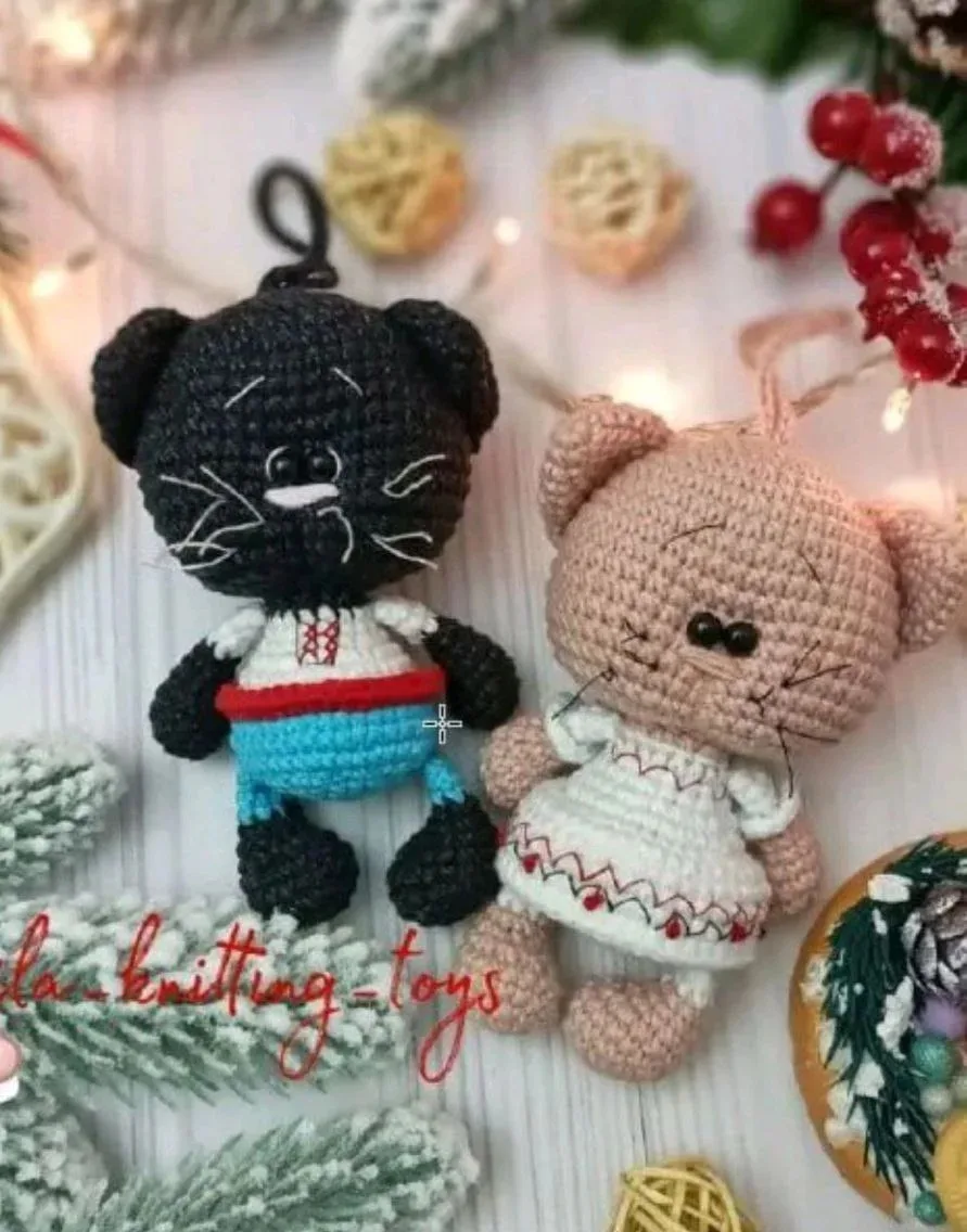 Маленькие котики 🐈‍⬛