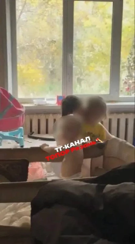 Врач помог спасти детей из заваленной мусором квартиры в Рязани