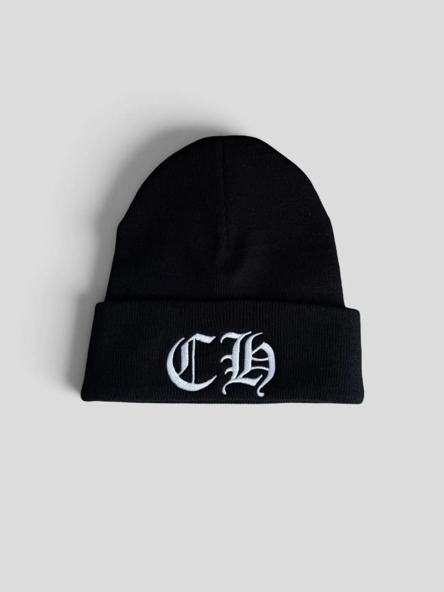 Новая шапка Chrome Hearts.