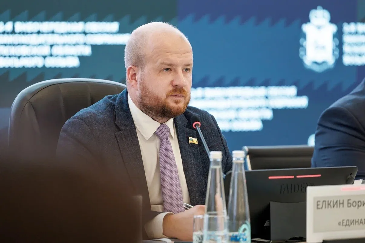 Состоялась вторая, внеочередная сессия Законодательного Собрания. Начали с приятного — ...