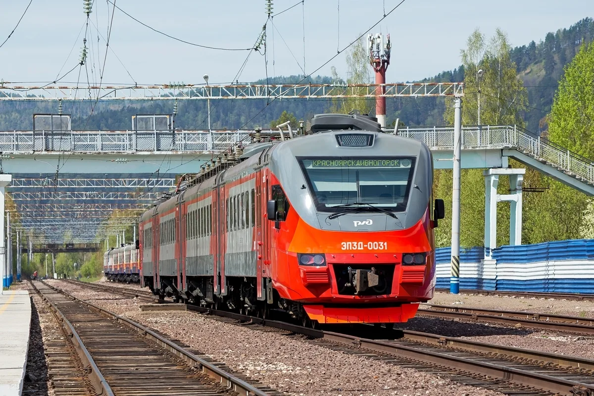 В Красноярскую дирекцию моторвагонного подвижного состава для работы на Боготольском уч...