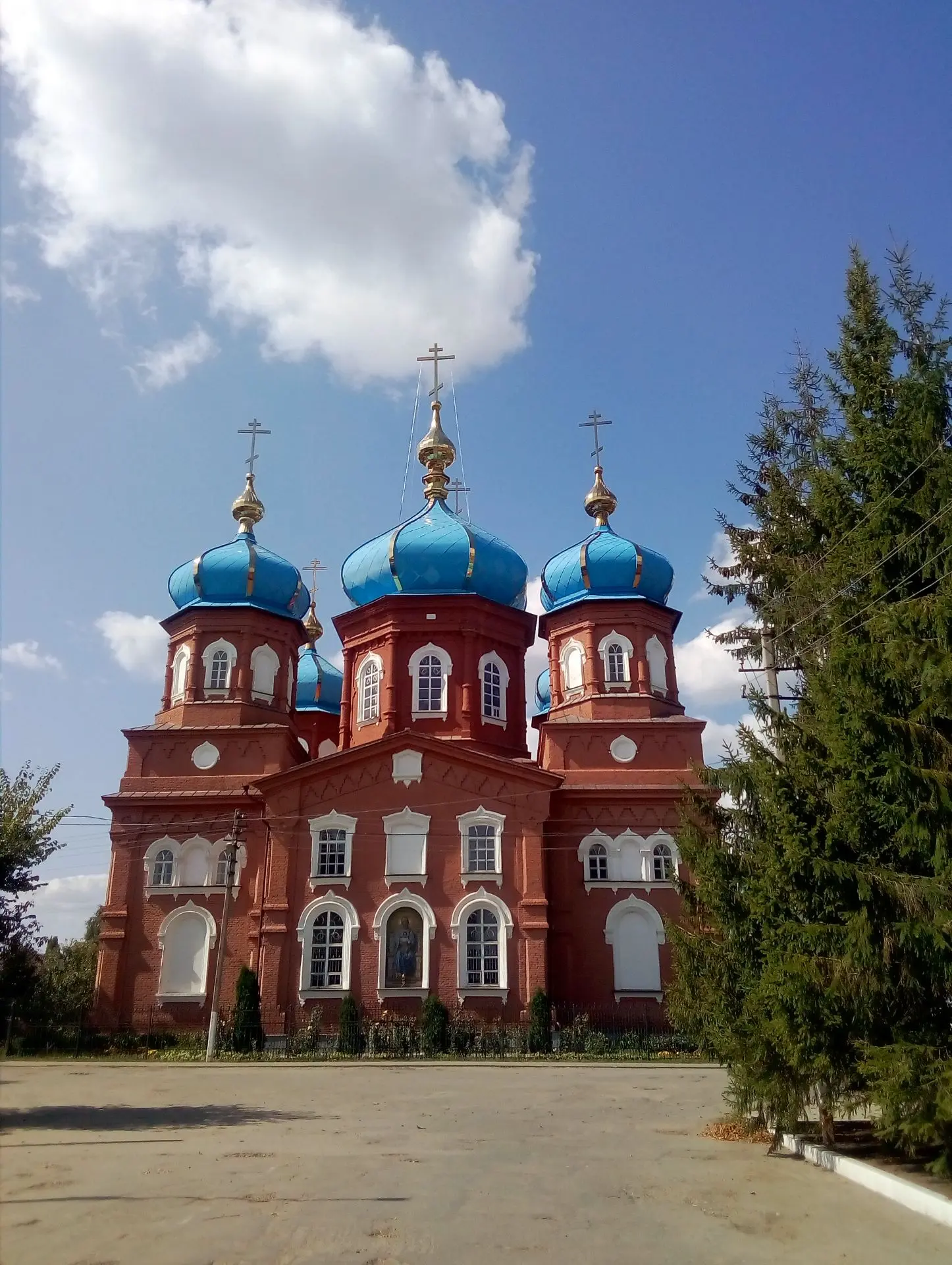 Верующих петровчан и гостей Петровска приглашают на праздничное богослужение в Покровск...