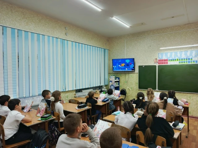 Школьников учили распознавать мошенников в сети🙅⛔