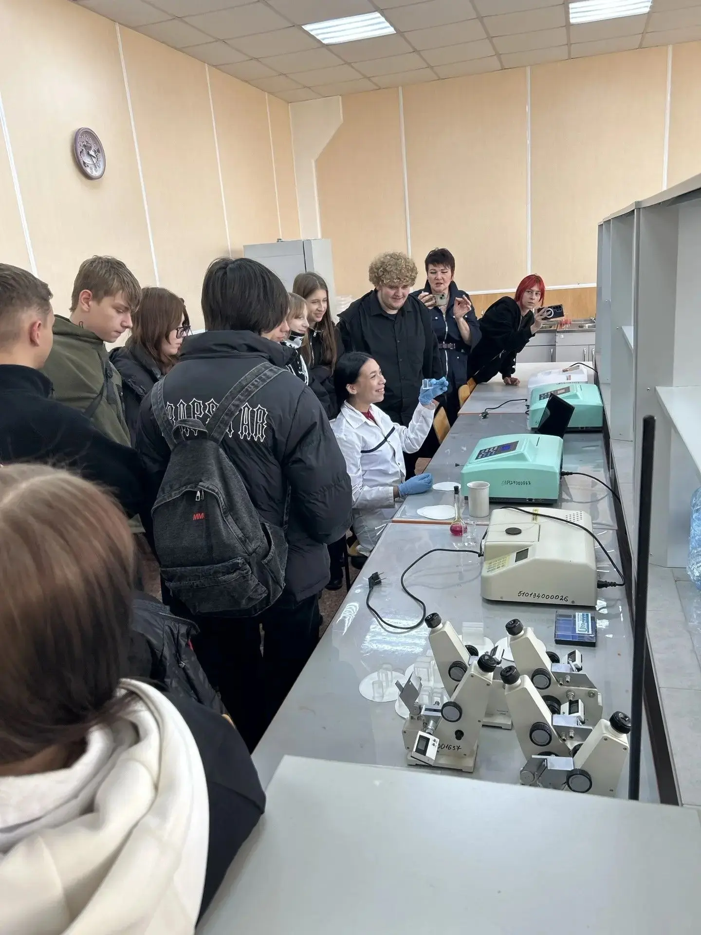 Участником Дня открытых дверей в Амурском политехническом техникуме 16 октября стал 9В ...