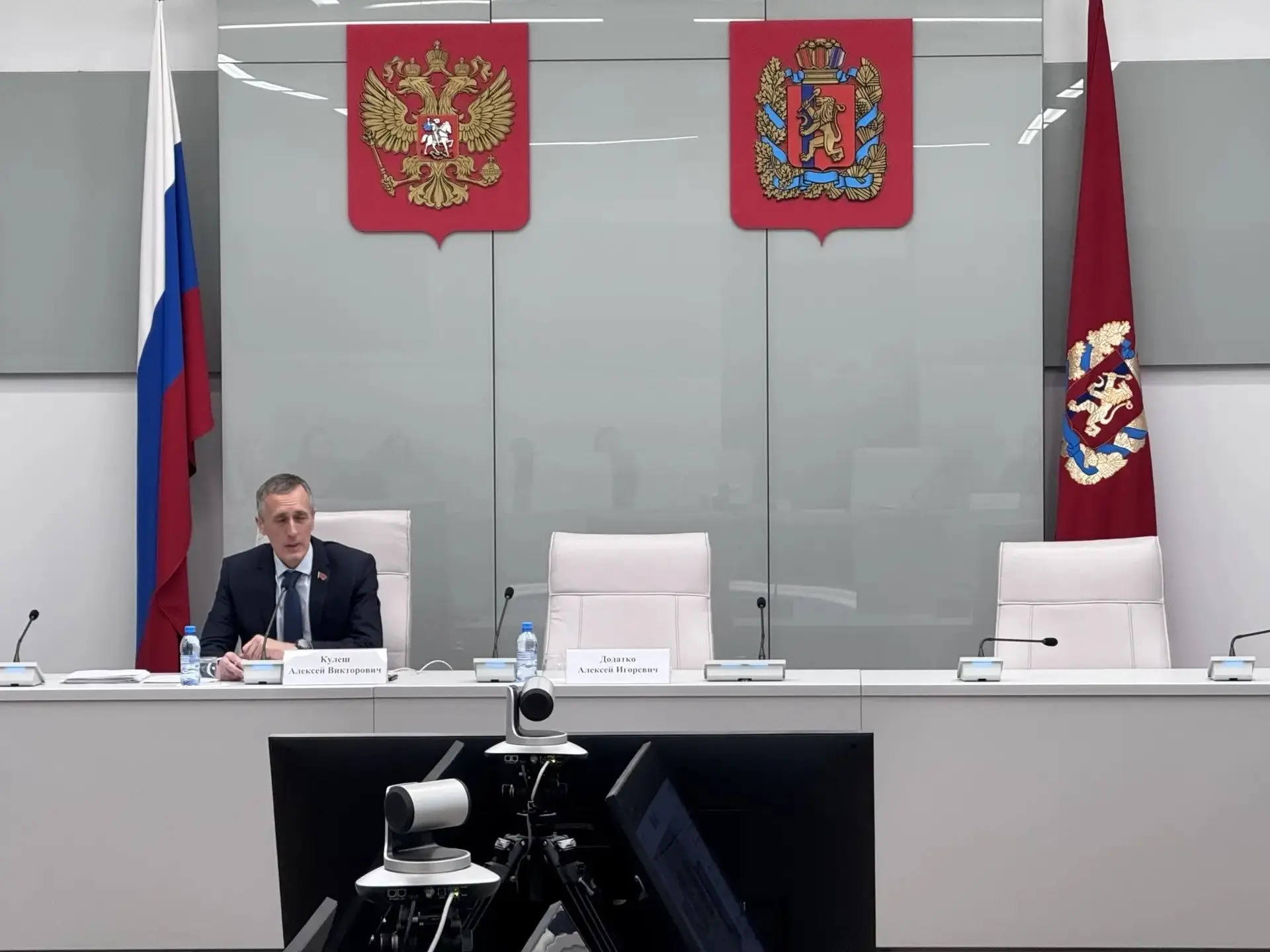 Наблюдая со стороны за руководителями новых комитетов Заксобрания края, можно смело ска...