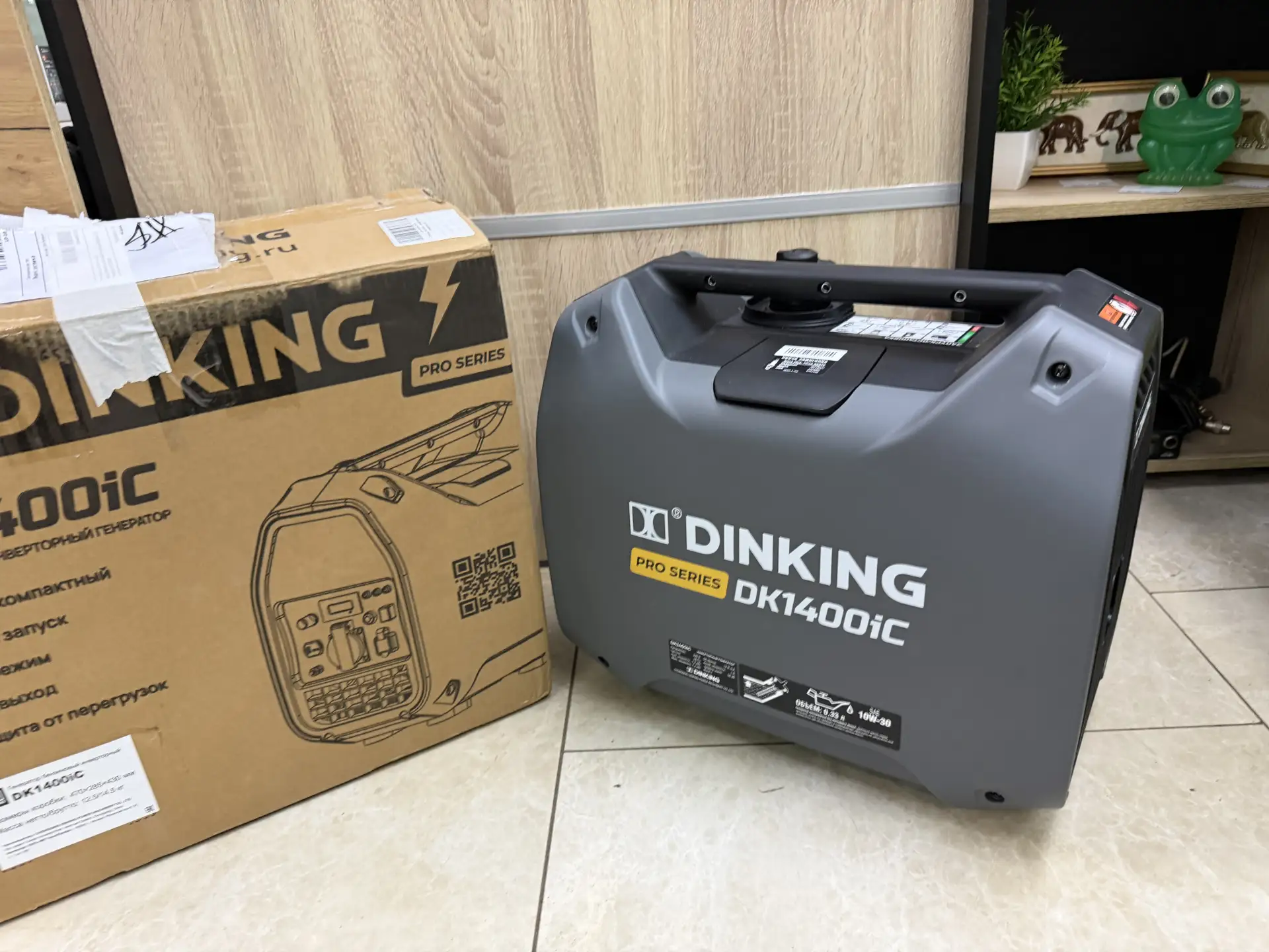 Инвенторный генератор Dinking DK1400ic