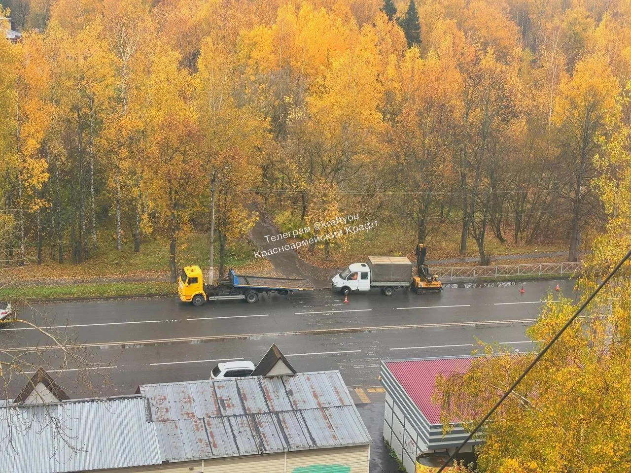 🚧 У бывшего пешеходного перехода у КНИИМ установили забор