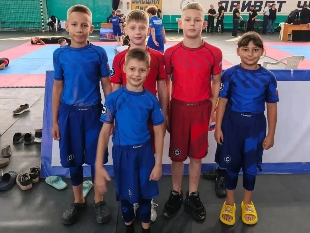 Спортсмены из Волгодонска взяли больше 20 наград на Межрегиональном турнире по ММА и гр...