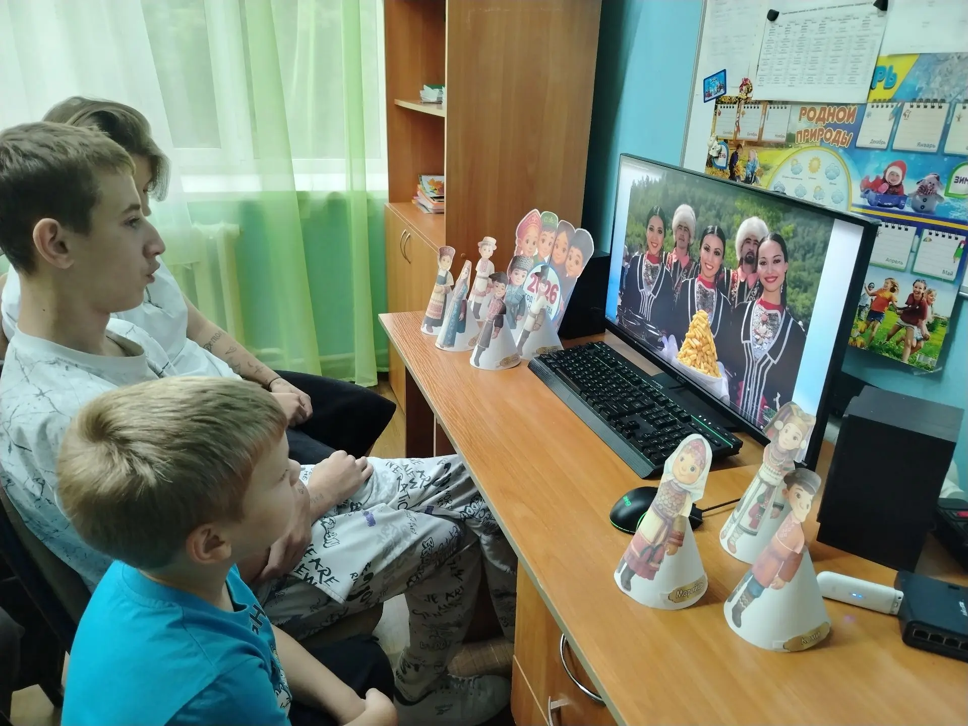 "А знаете ли вы? Факты о языках и обычаях народов России"