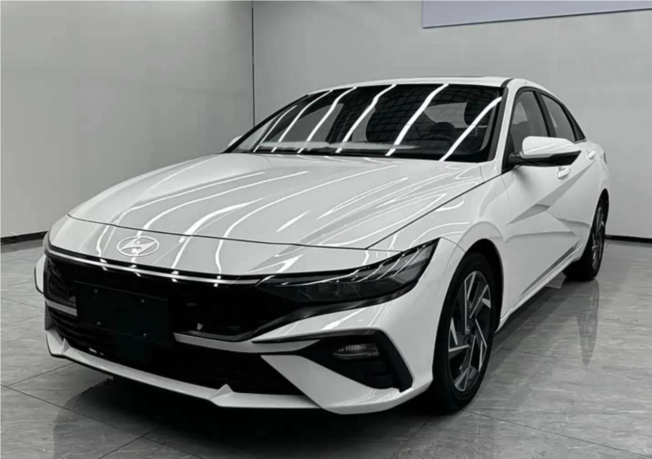 Hyundai Elantra🇰🇷