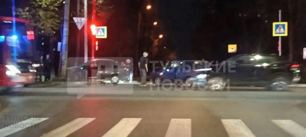 В Туле на улице Кирова произошло ДТП с участием  нескольких автомобилей