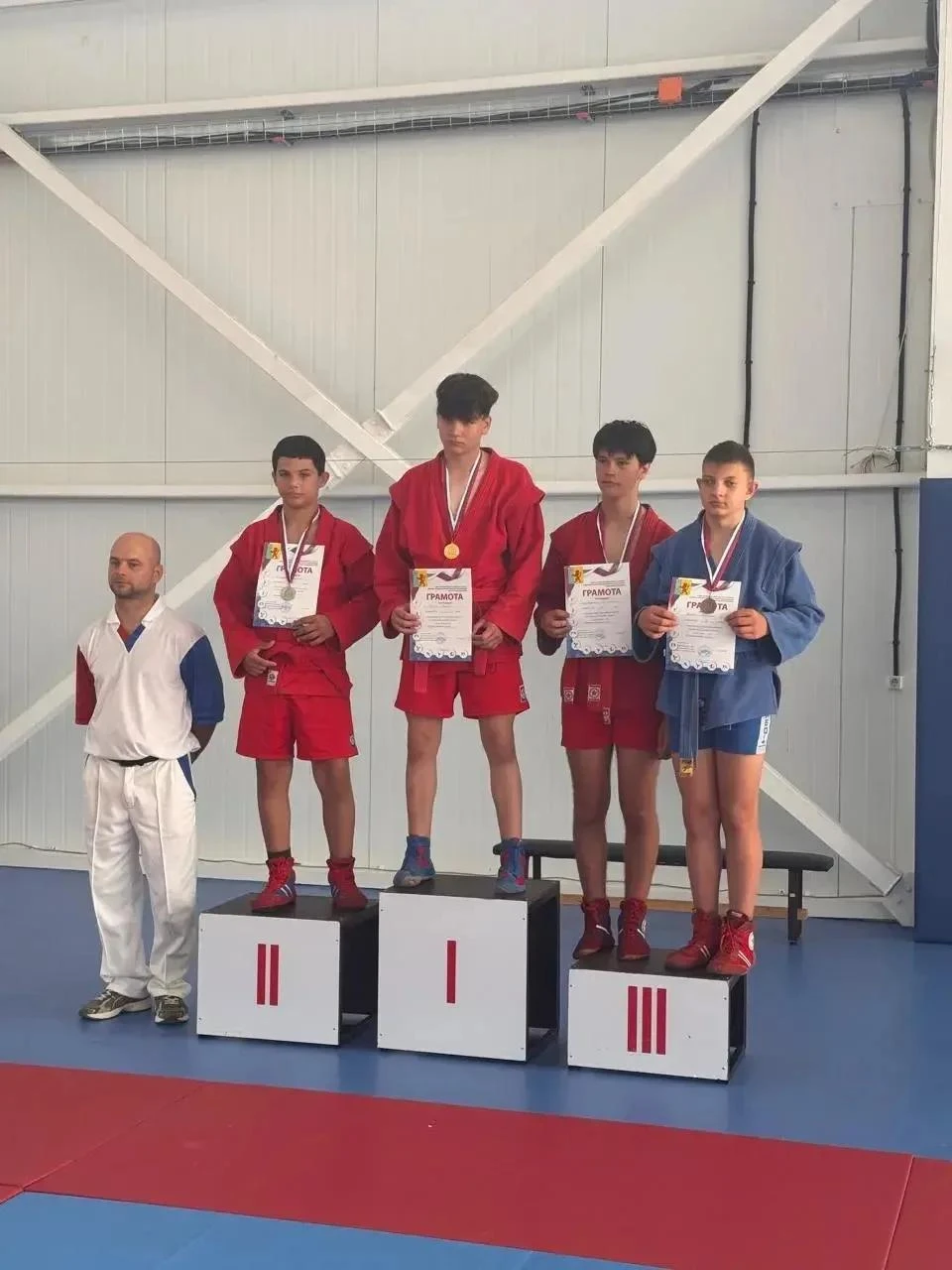 🏆В Новокубанске прошло Первенство Новокубанского района по самбо среди юношей и девушек