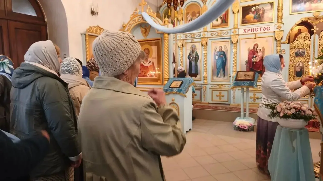 🕊️ С праздником Покрова Пресвятой Богородицы! 🙏🌿