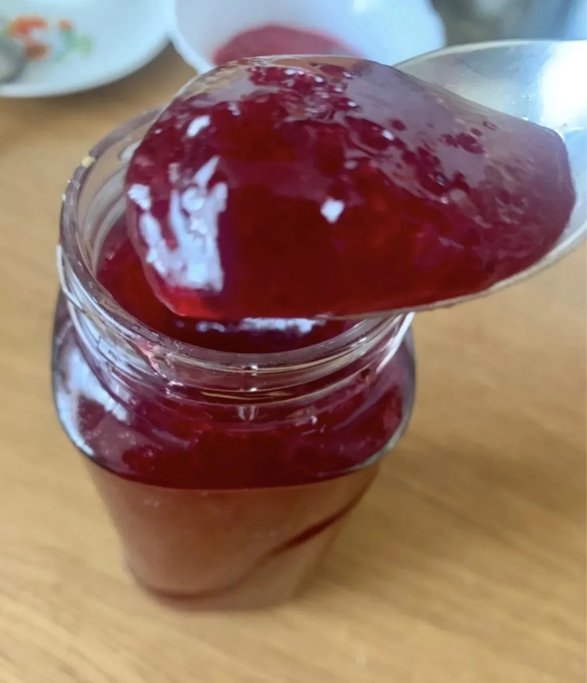 ЖЕЛЕ ИЗ КРАСНОЙ СМОРОДИНЫ