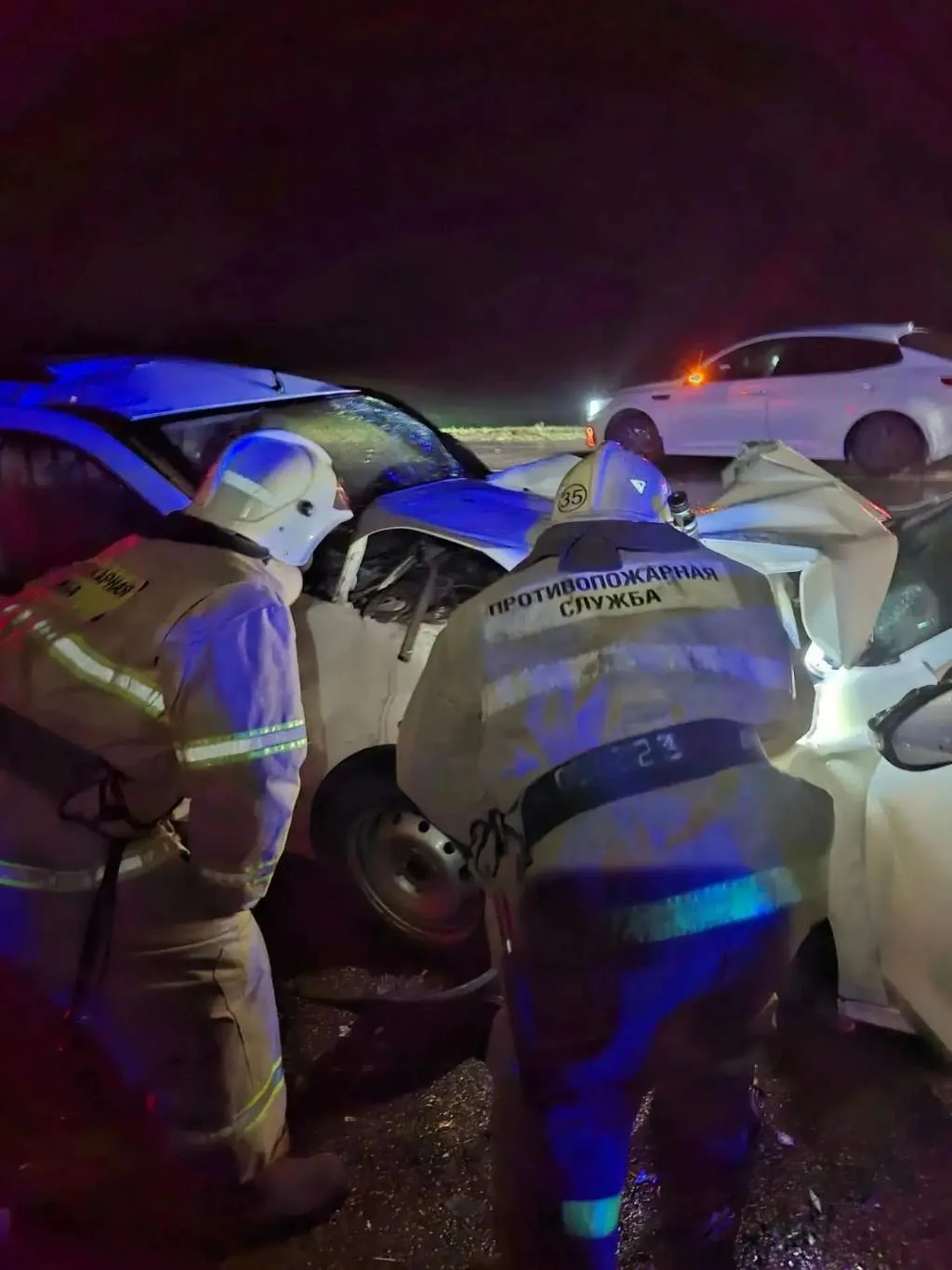 В Обоянском районе 10 октября произошло ДТП с участием двух легковых автомобилей. Авари...