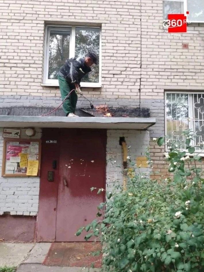 Входные группы многоквартирных домов обновляют в Истре