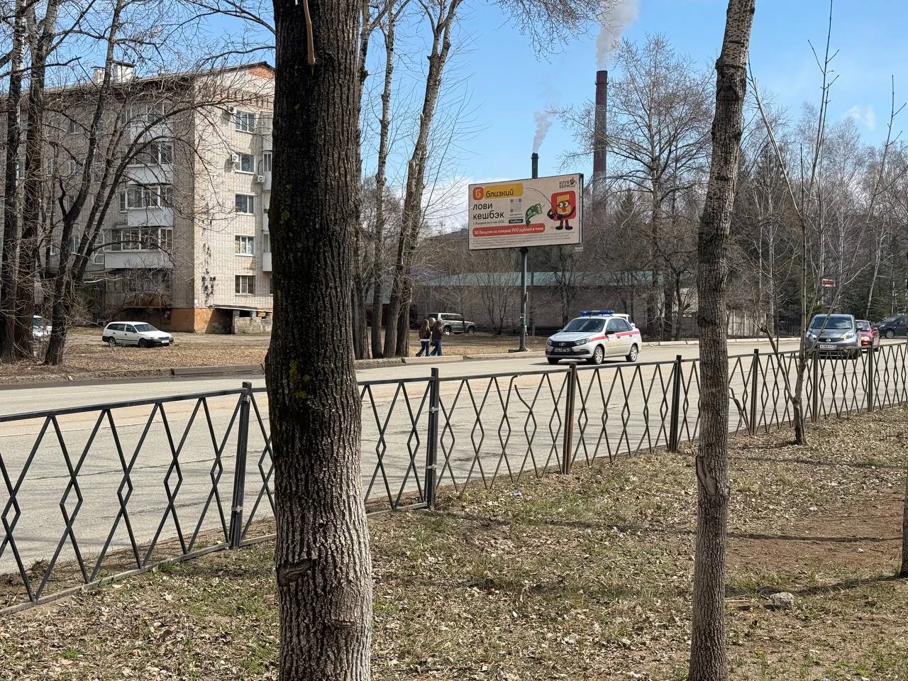 🤔 Когда и зачем используются синие проблесковые маячки на служебном транспорте, разъяс...