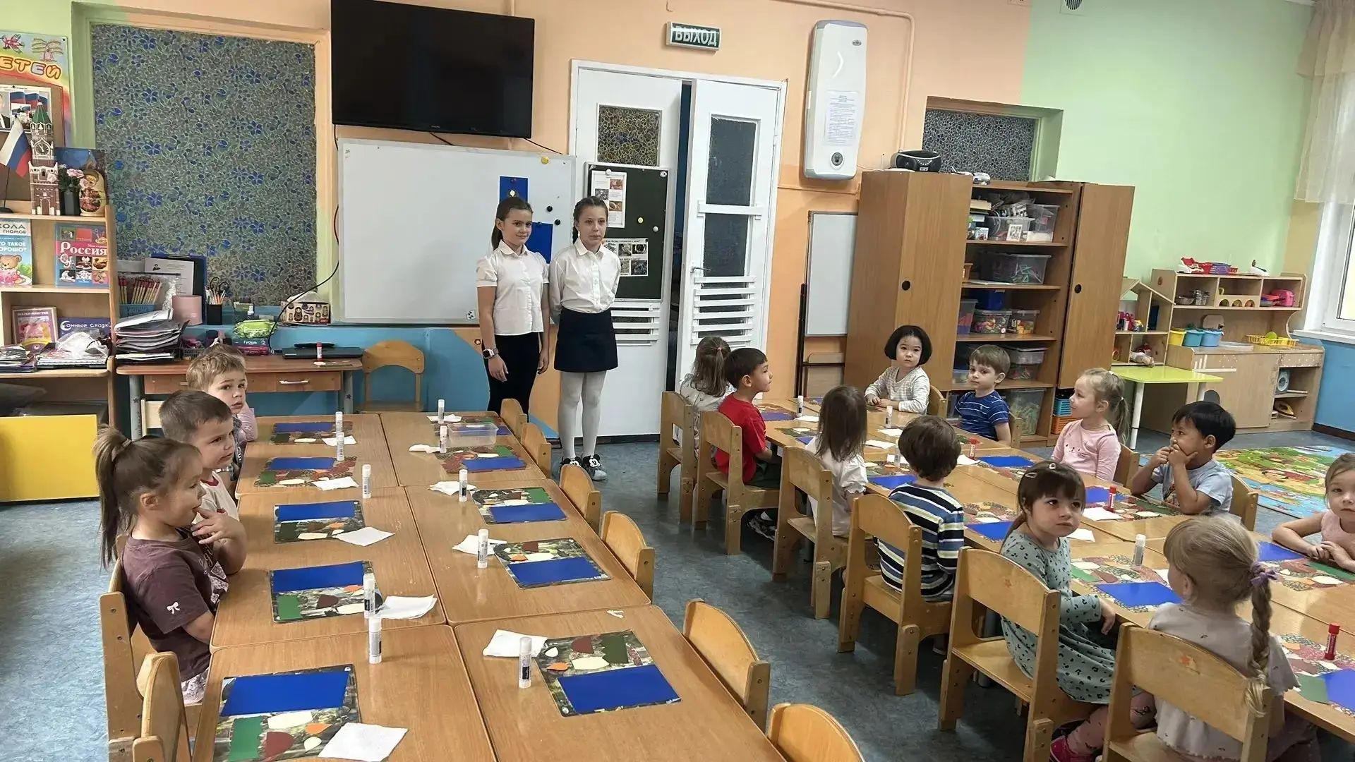 🍄 Школьницы в гостях у дошколят детского сада «Золотая рыбка»!