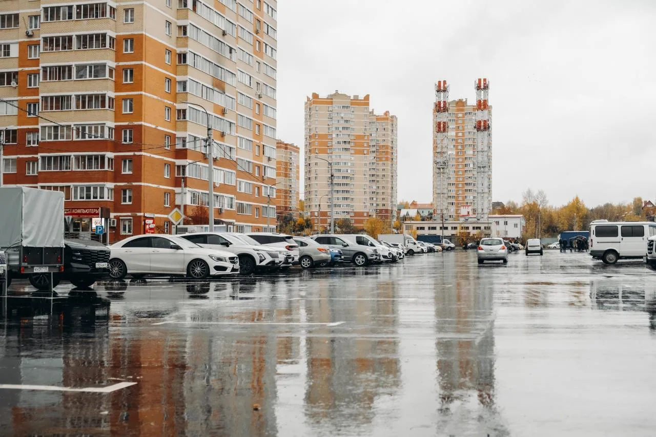Встретился с жителями микрорайона Богородский. Вместе посмотрели новую долгожданную пар...