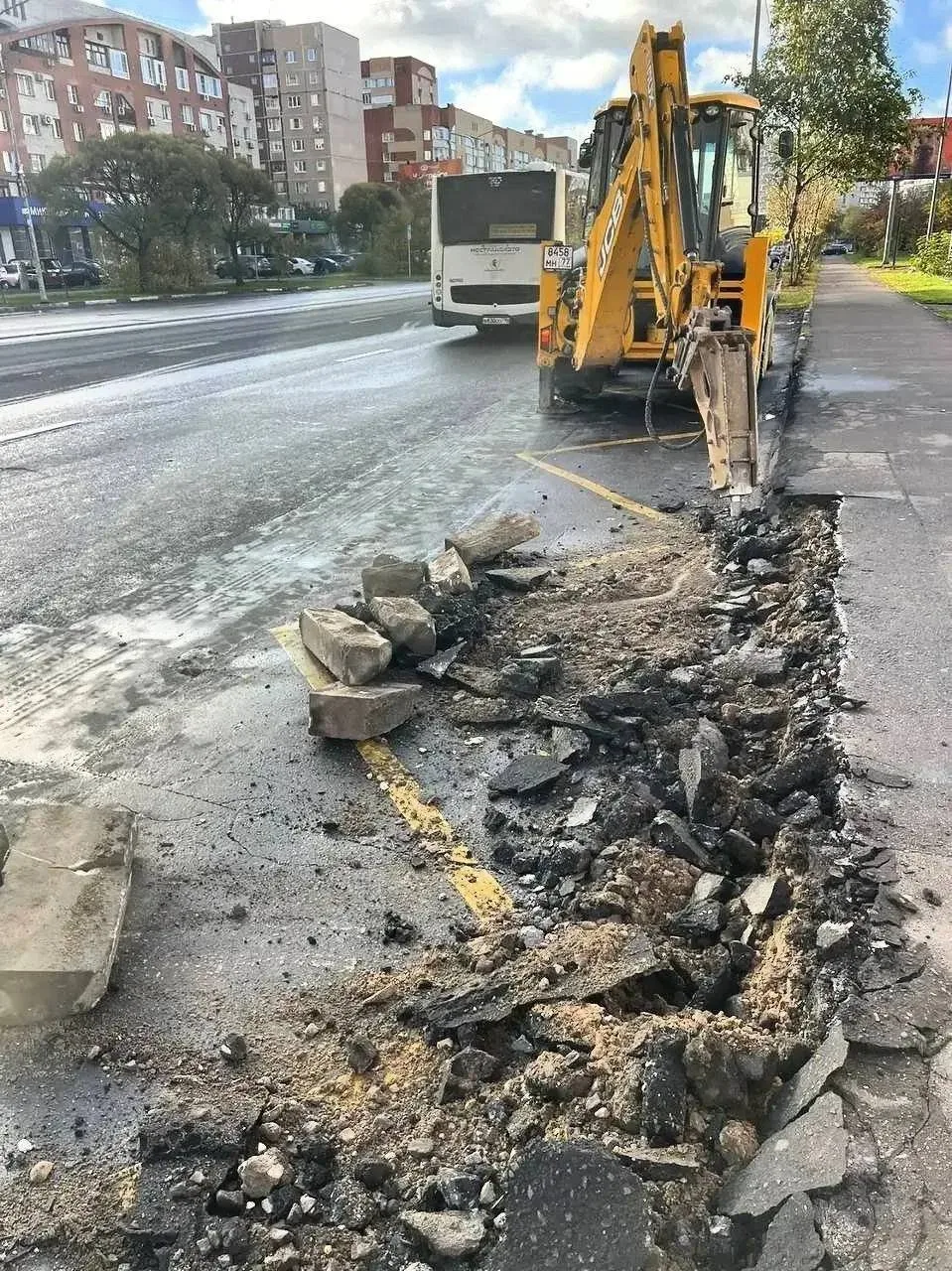 В Королёве реконструируют 11 остановок: на улицах Корсакова, Чайковского, Калининградск...