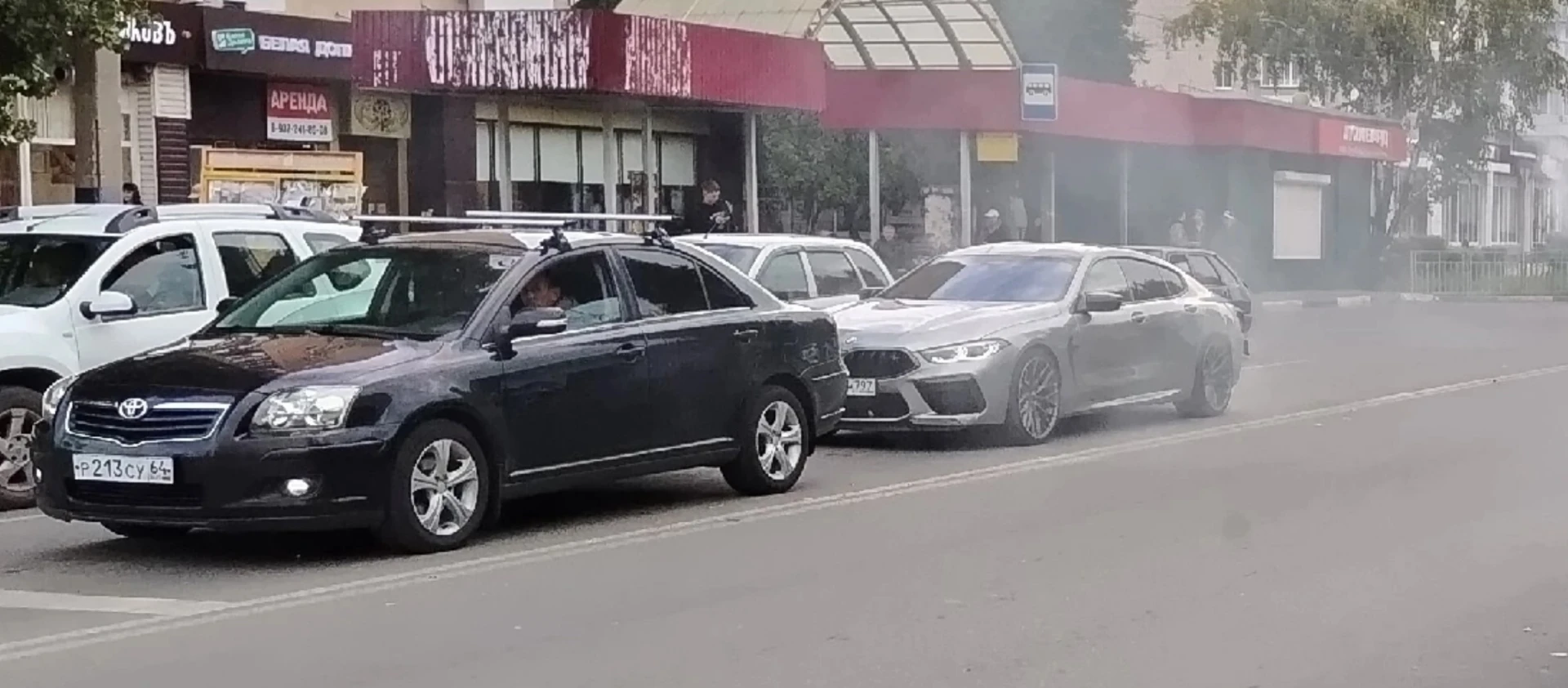 😡Вчера после обеда на улице Ленина (район «Мадонны» и далее) творился полный беспредел...