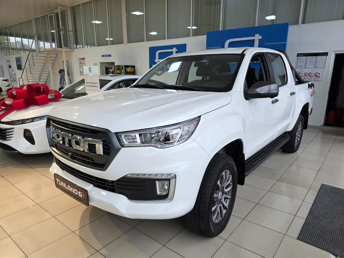 Foton Tunland G7 — теперь с бензиновым турбомотором на 240 л.с. Дизель тоже остался.