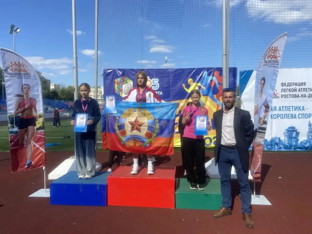 🏆 Юные легкоатлеты Батайска завоевали четыре медали на турнире «Стань чемпионом»