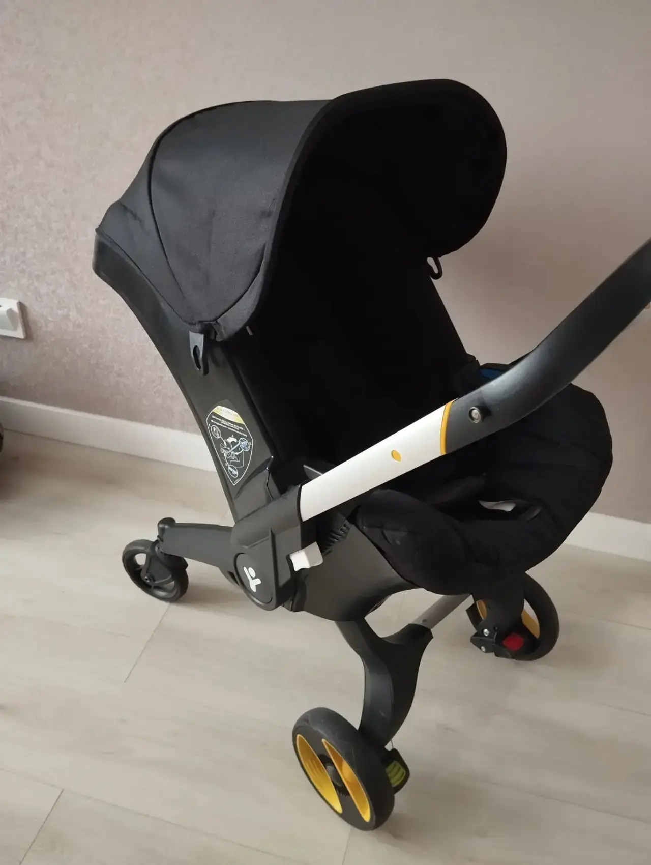 Продам коляску-автокресно Foo Foo полная комплектация (рюкзак, москитная сетка, дождеви...