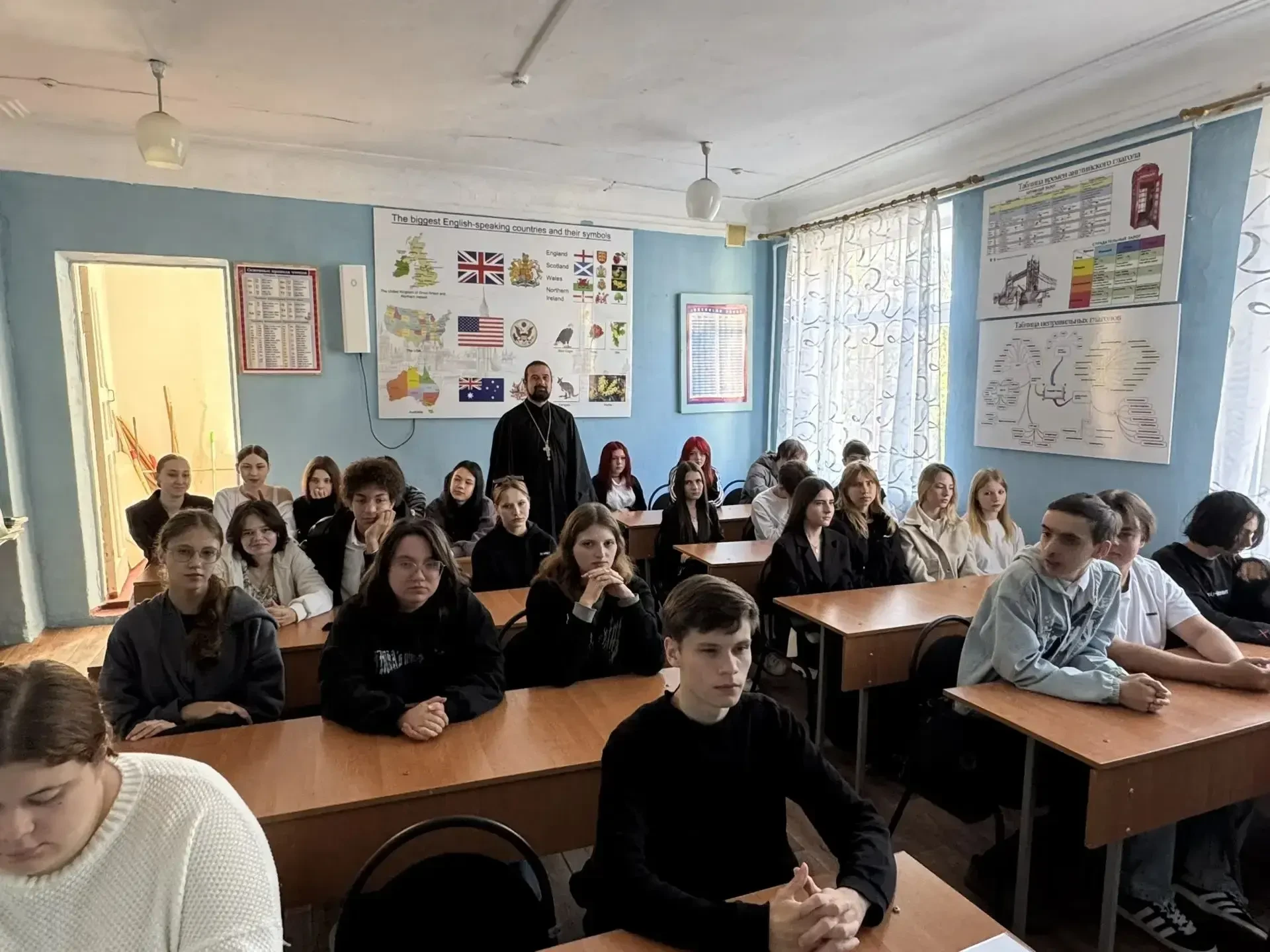 🕊️ 1 октября настоятель храма святителя Алексия Московского иерей Виктор Жариков встре...