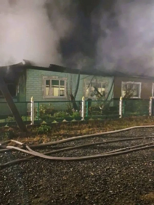 Пожар в двухквартирном доме