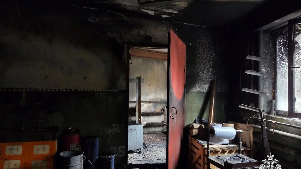 В Ярославле на улице Камышовой 14 октября произошел пожар в производственном здании. По...