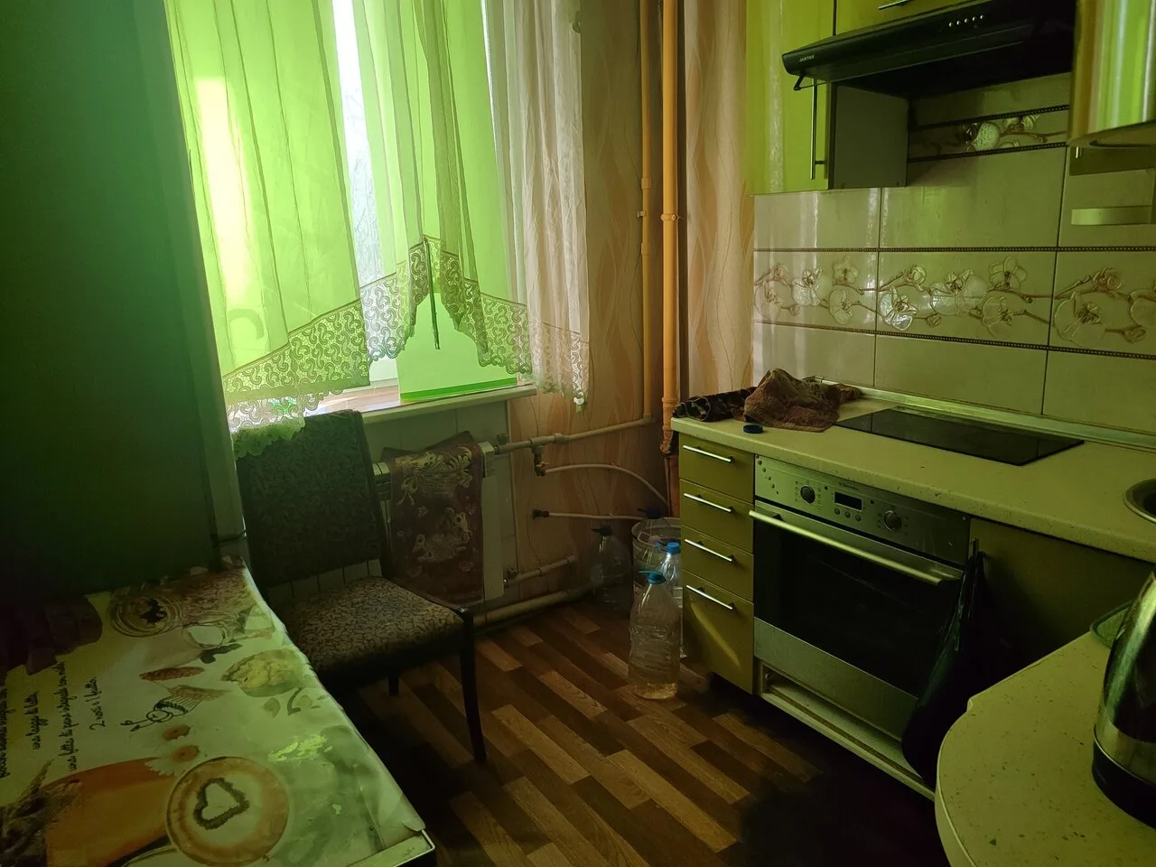 Продам 3-комнатную квартиру, 1/2 эт. в Горловке, пос. Кондратьевка, ул. Мещерякова, 16