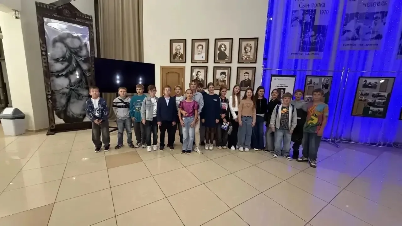 🎭 Лицеисты в ТЮЗе