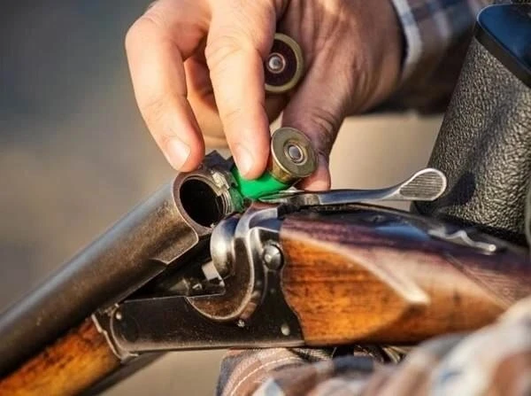 Бывший кинолог ГУФСИН расстрелял соседей из ружья на улице Декабристов