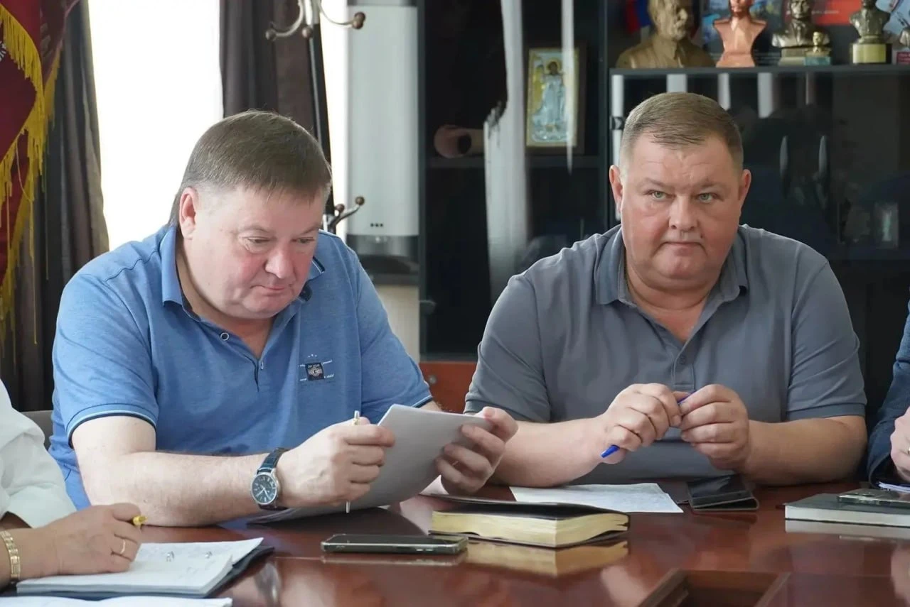 🙎‍♂️Глава города провёл малое аппаратное совещание с командой администрации городского...