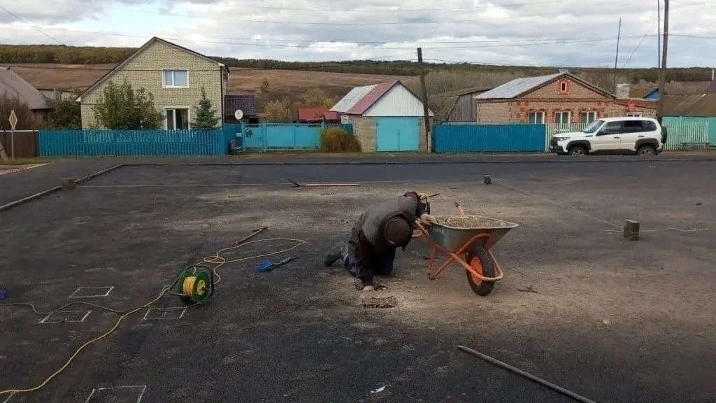 В селе Ишпарсово построят первую детскую площадку