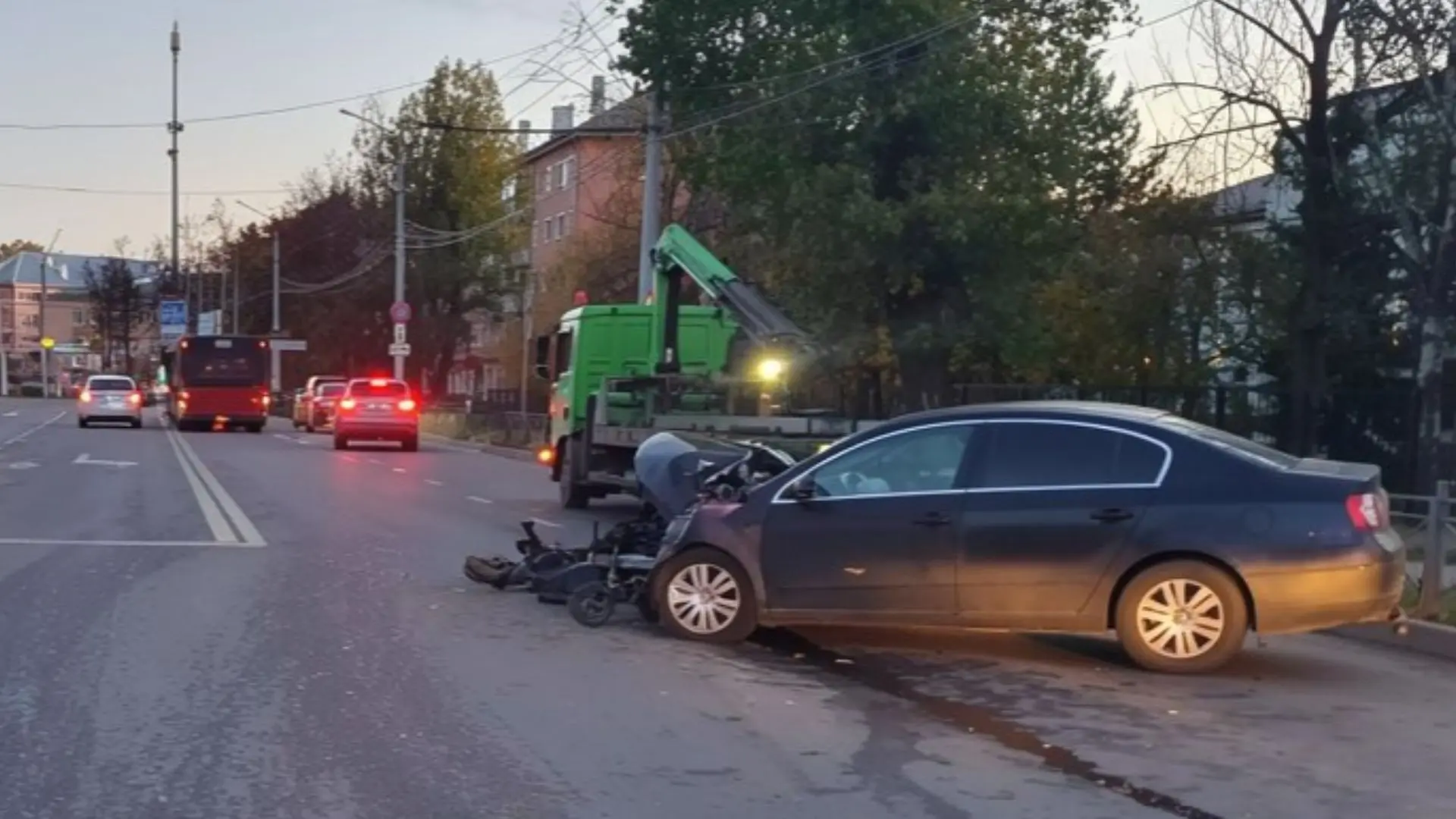 🚨🚔Тула. Было рано утром в минувшую субботу, в районе перекрестка ул. Октябрьской и Пр...