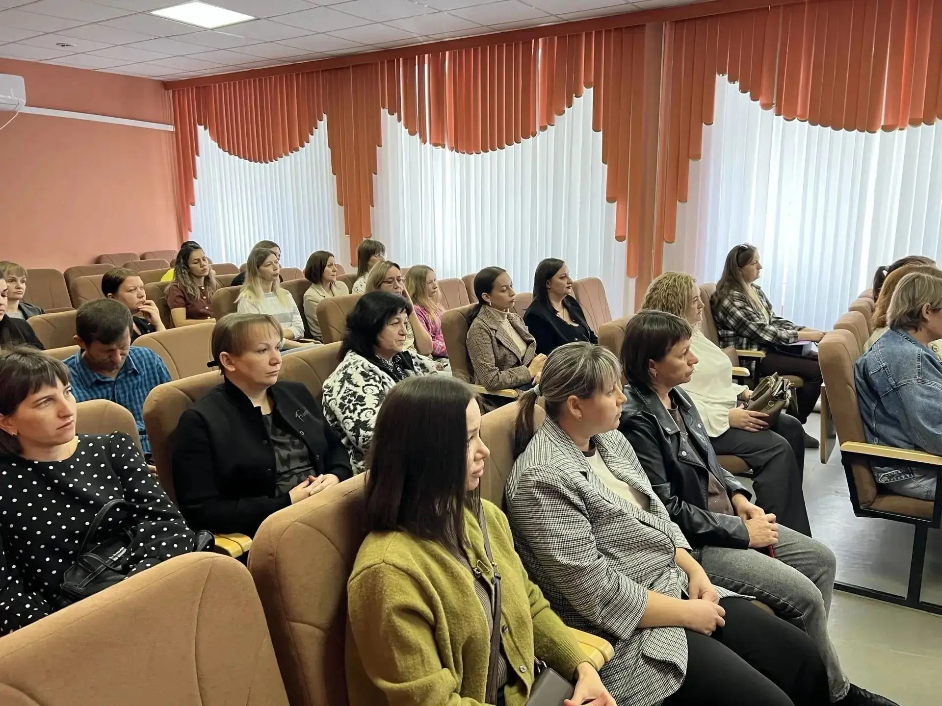 🏢В Милютинской школе состоялся муниципальный форум родительской общественности. Меропр...