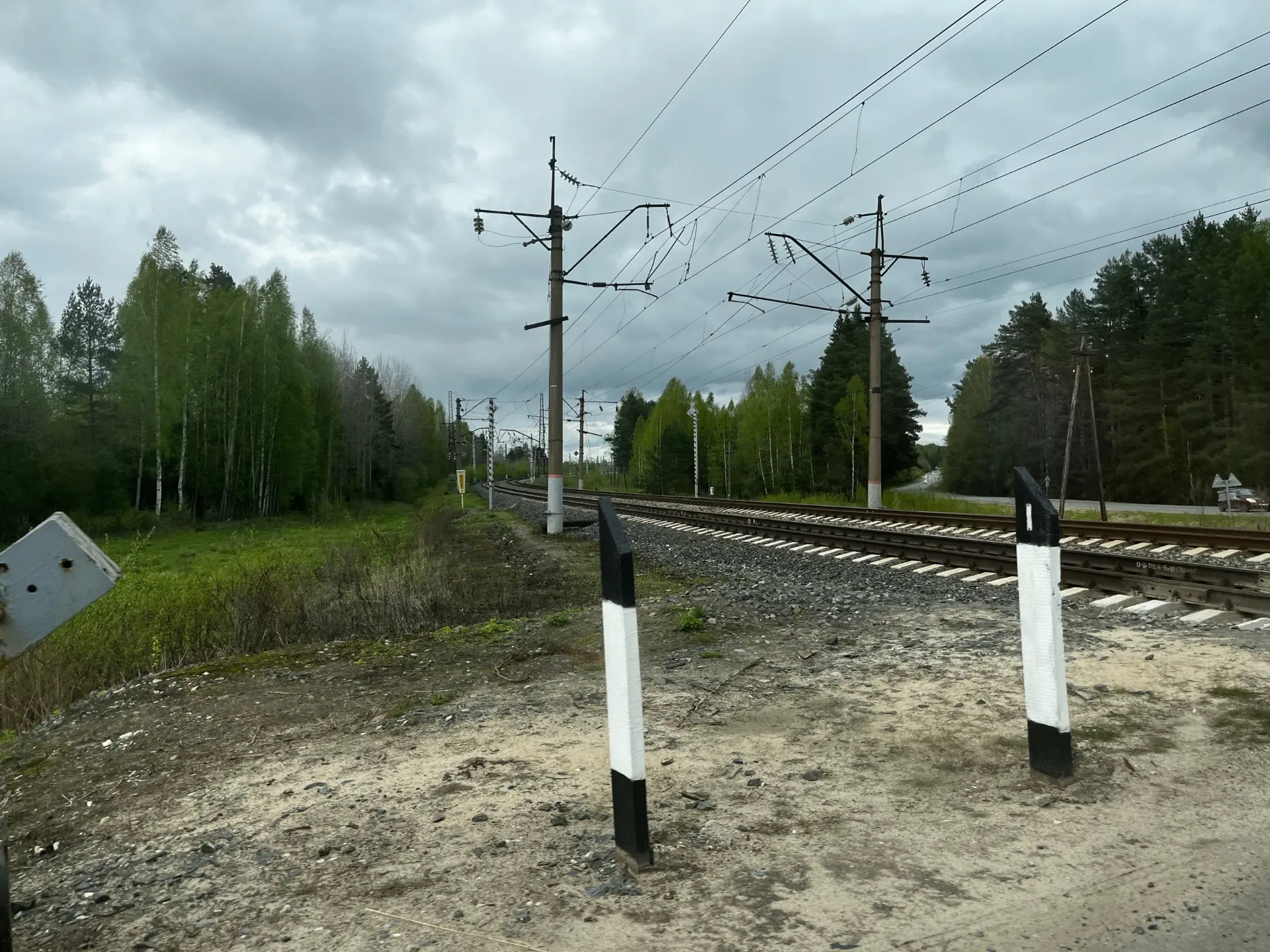 🚂 Трагедия на путях: в Костромской области электричка сбила двух пожилых женщин