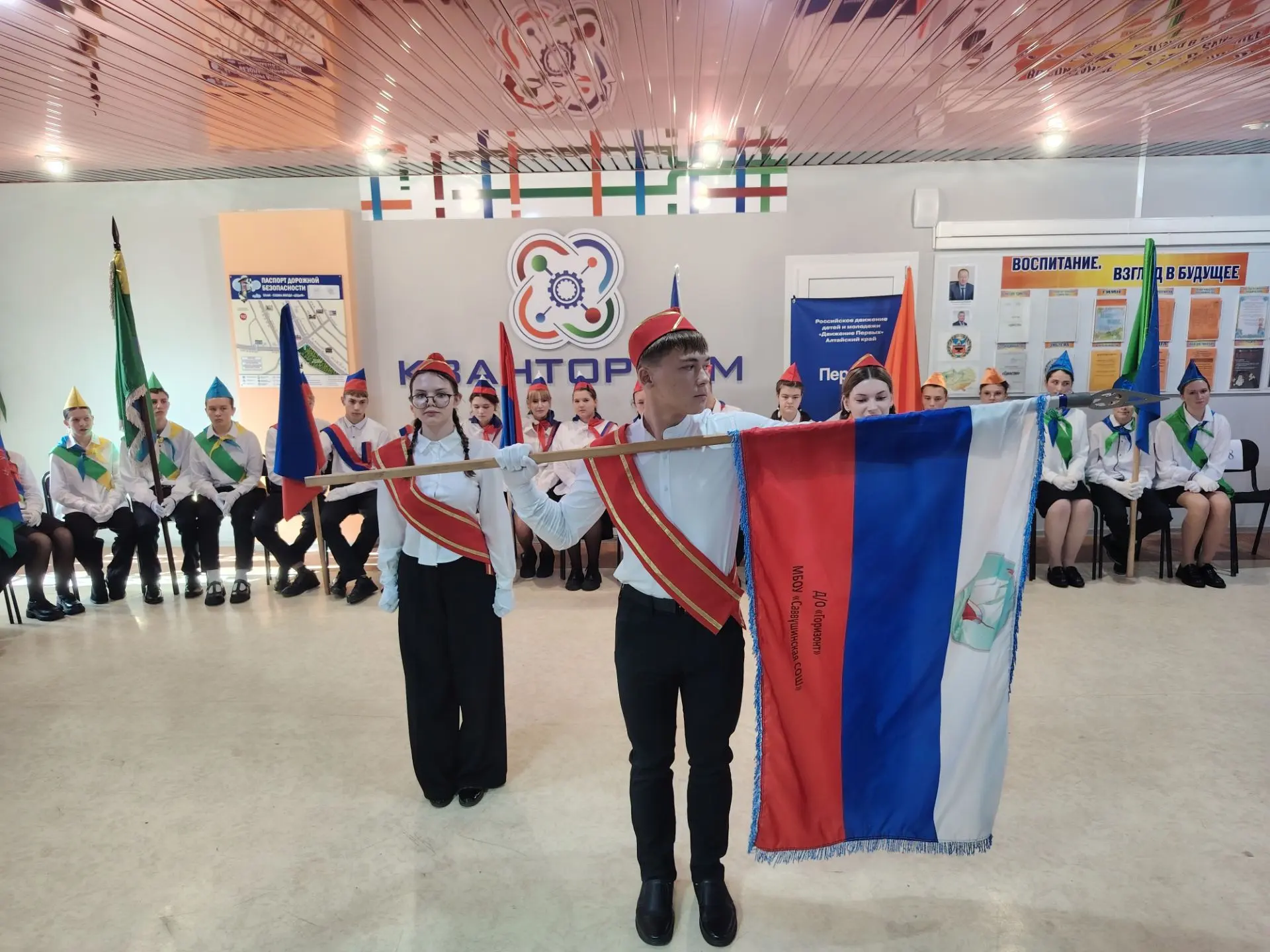 🏆 ПОБЕДА В МУНИЦИПАЛЬНОМ ЭТАПЕ КРАЕВОГО КОНКУРСА «РАВНЕНИЕ НА ЗНАМЯ»!